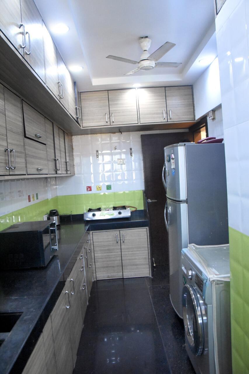 2 BHK Apartment for Sale in Ambedkar road Mumbai