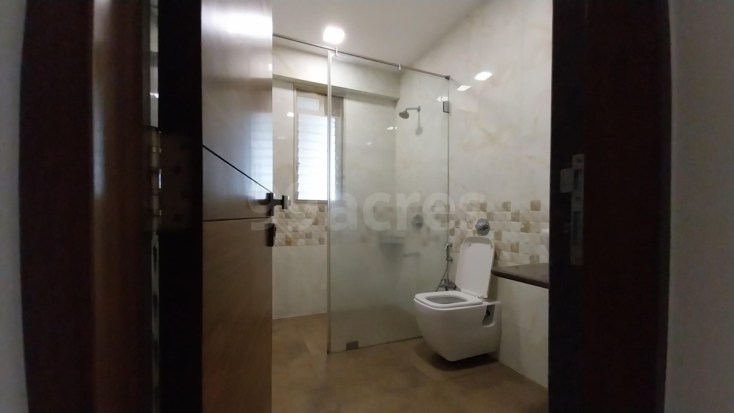 3 BHK Apartment for Sale in Sarojini Road Mumbai