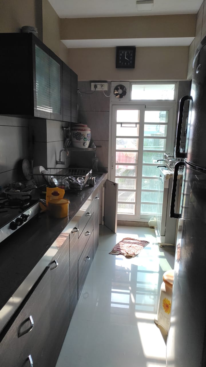 2 BHK Apartment for Rent in Tilak Road Mumbai