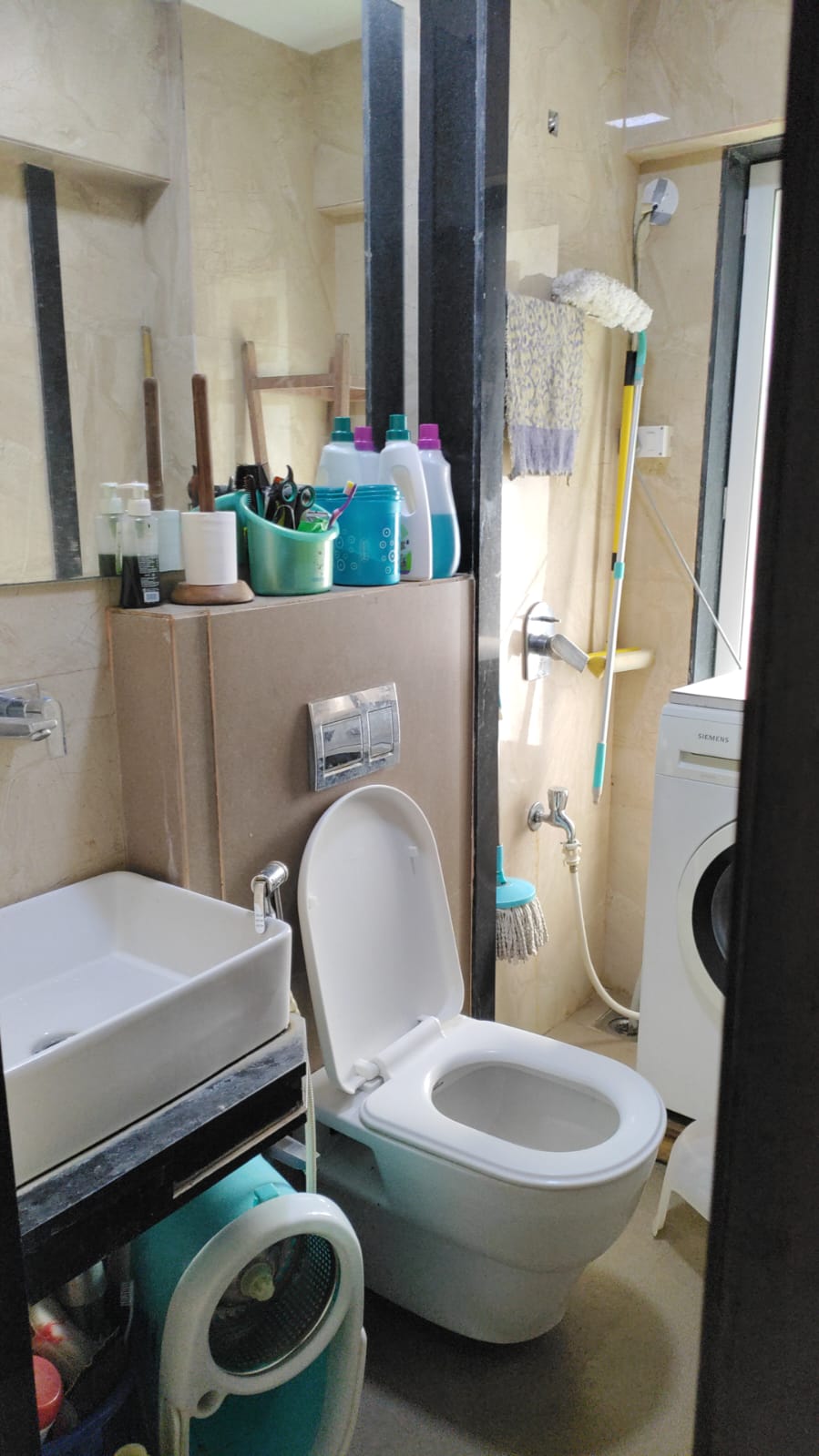 2 BHK Apartment for Rent in Tilak Road Mumbai