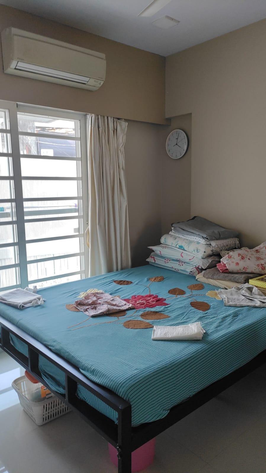 2 BHK Apartment for Rent in Tilak Road Mumbai