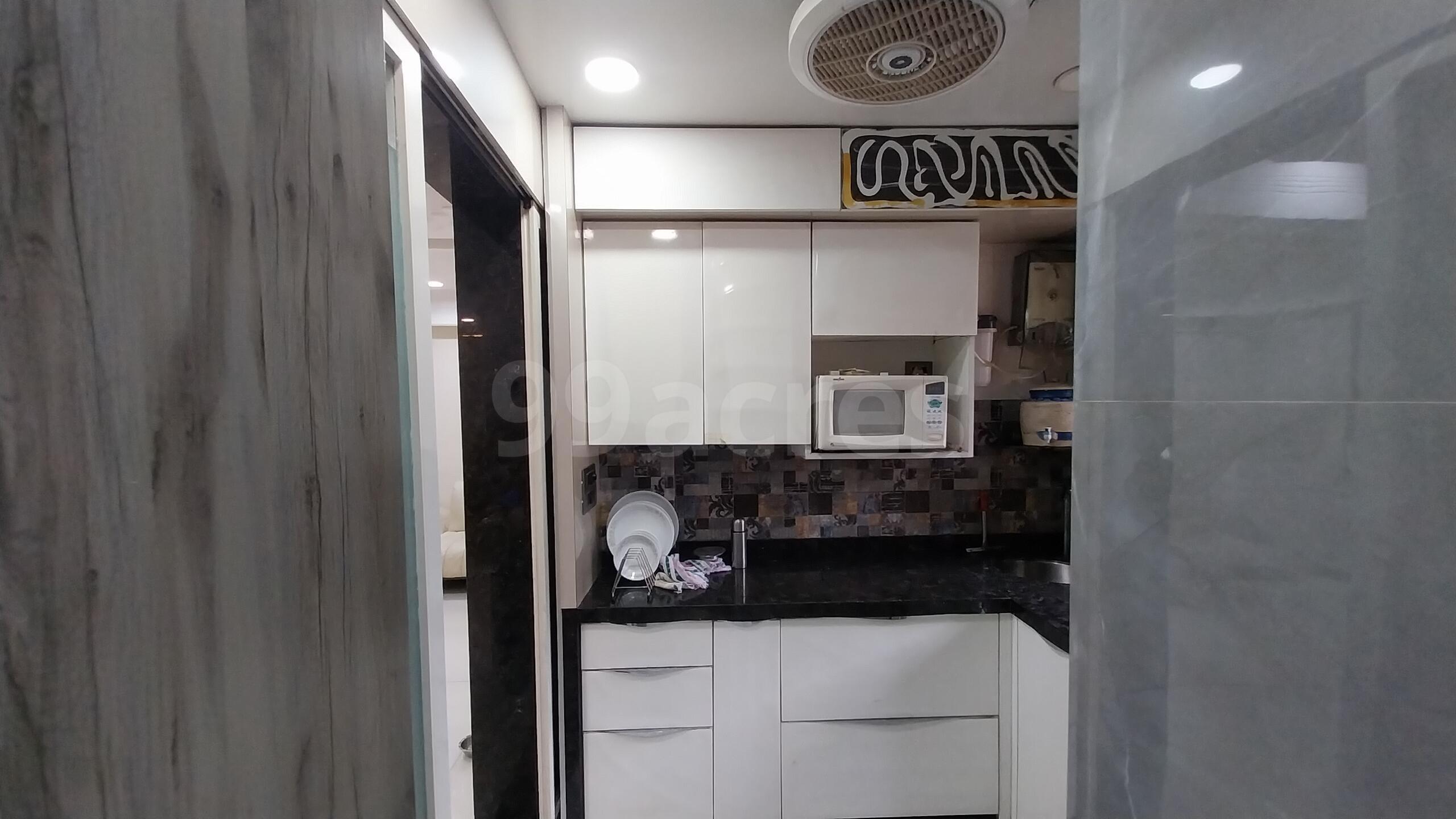 2 BHK Apartment for Sale in Khar West Mumbai