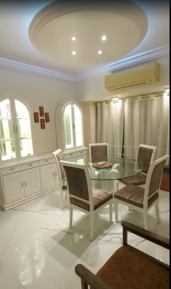3 BHK Apartment for Rent in 15th Road Mumbai