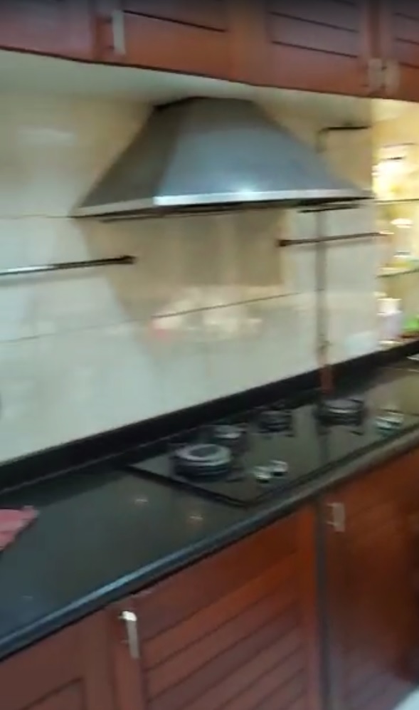 3 BHK Apartment for Rent in 15th Road Mumbai