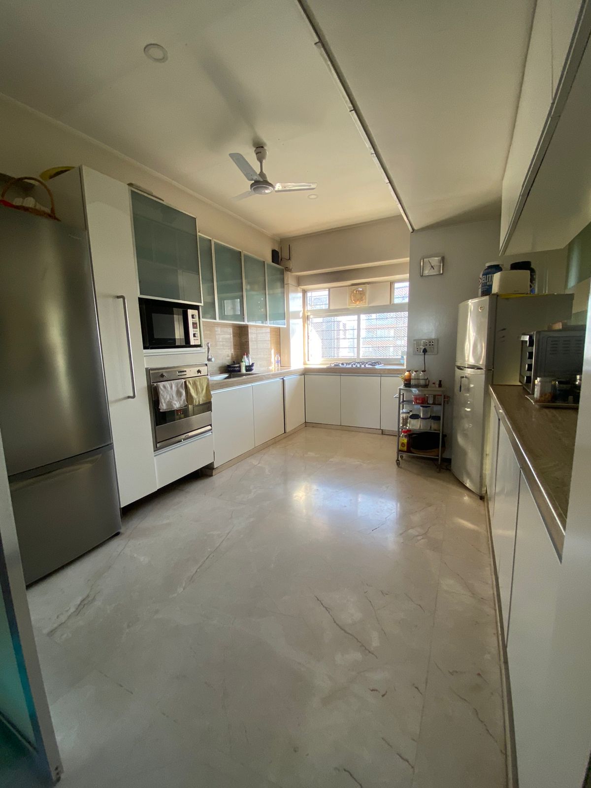 4 BHK Apartment for Sale in North Avenue Road Mumbai