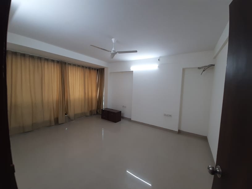4 BHK Apartment for Rent in Khar West Mumbai