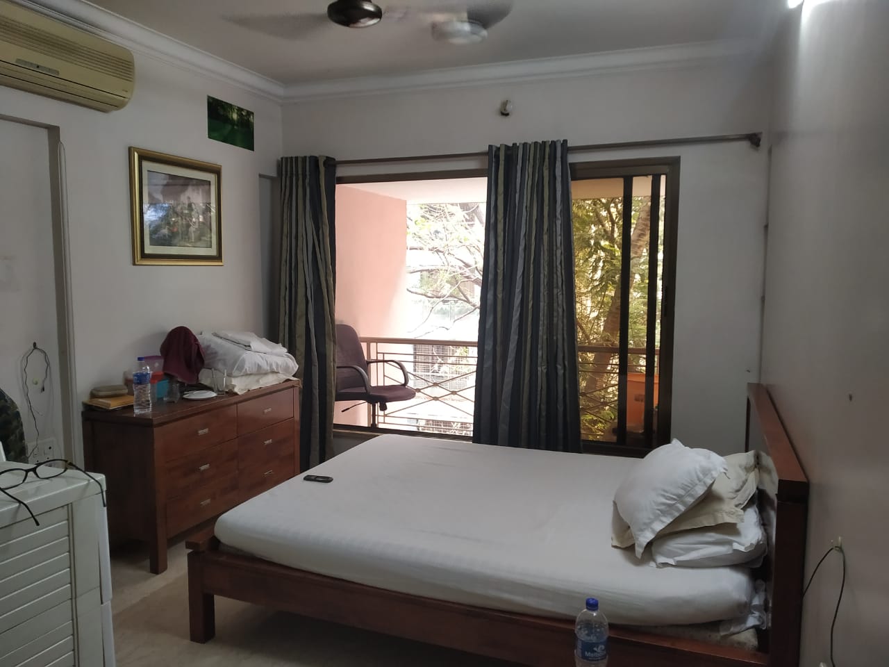 3 BHK Apartment for Sale in Khar West Mumbai