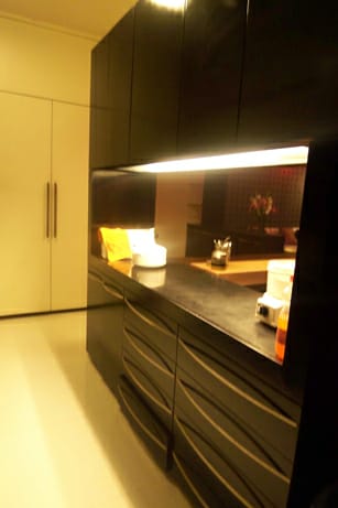2 BHK Apartment for Rent in Reclamation Mumbai