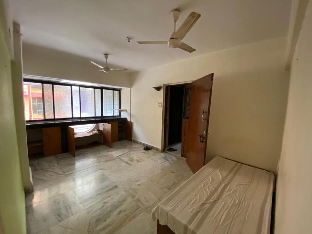 2 BHK Apartment for Sale in Andheri West Mumbai