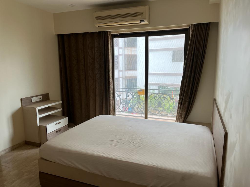 4 BHK Apartment for Rent in Khar West Mumbai