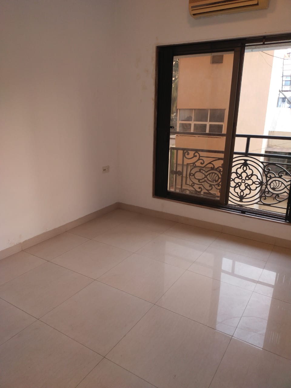 2 BHK Apartment for Sale in 10 Central Avenue Mumbai