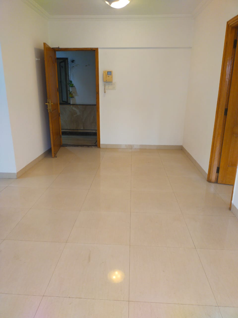 2 BHK Apartment for Sale in 10 Central Avenue Mumbai