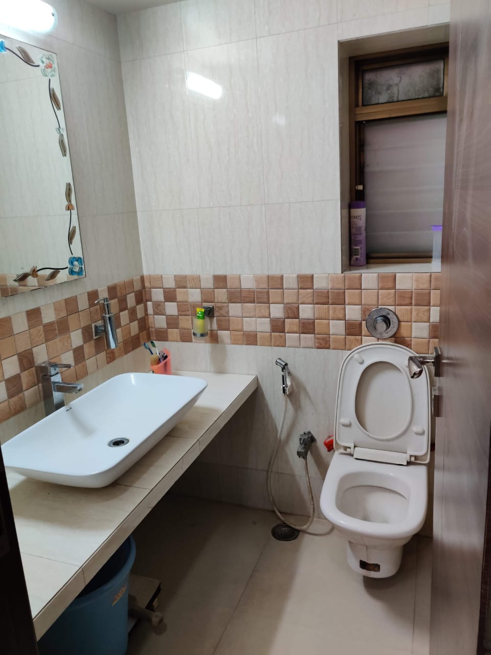 6 BHK Apartment for Sale in Nana Chowk Mumbai