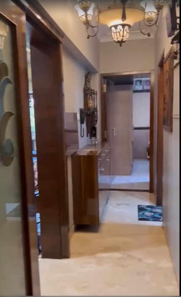 3 BHK Apartment for Sale in Andheri West Mumbai