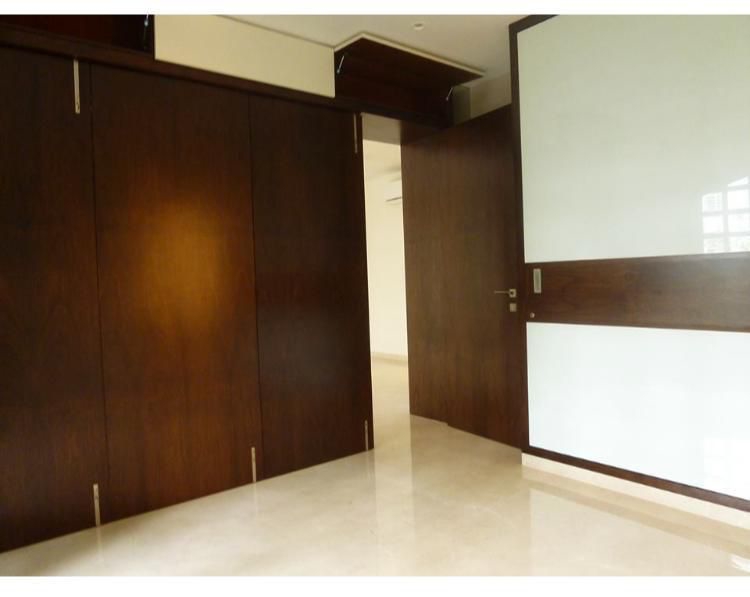 3 BHK Apartment for Sale in East Avenue Road Mumbai