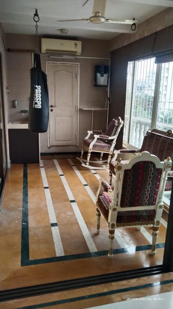 3 BHK Apartment for Sale in Bandra West Mumbai