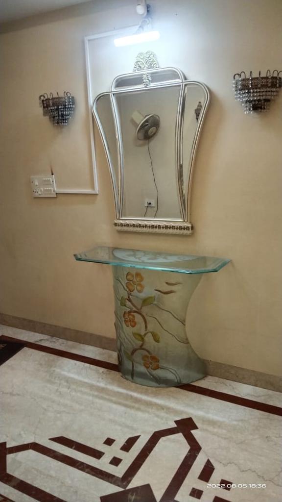 3 BHK Apartment for Sale in Bandra West Mumbai