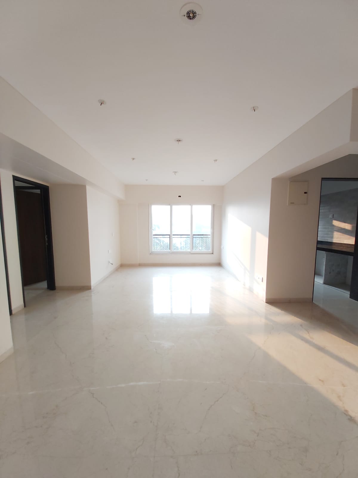 3 BHK Apartment for Sale in Bandra West Mumbai