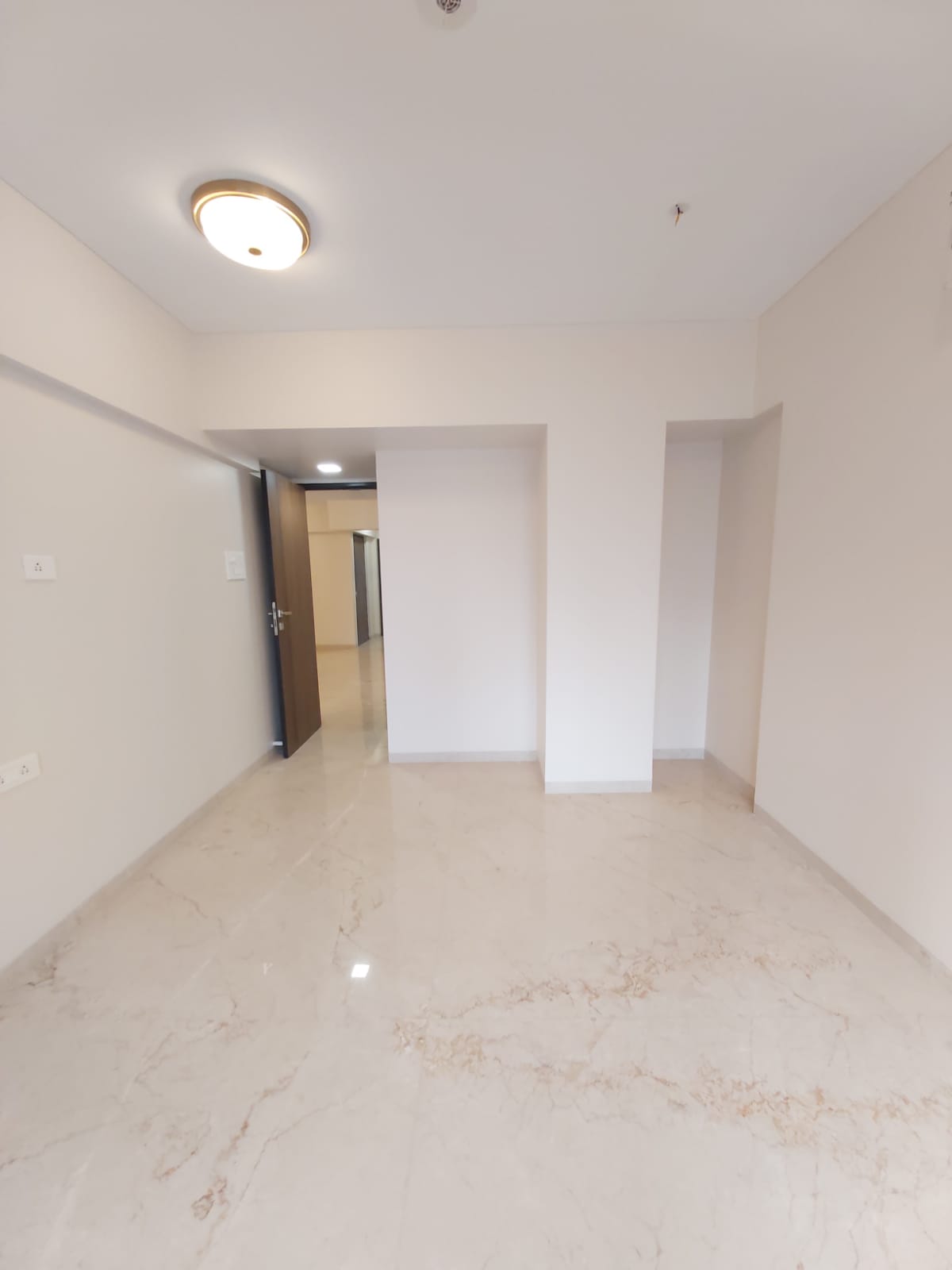 3 BHK Apartment for Sale in Bandra West Mumbai
