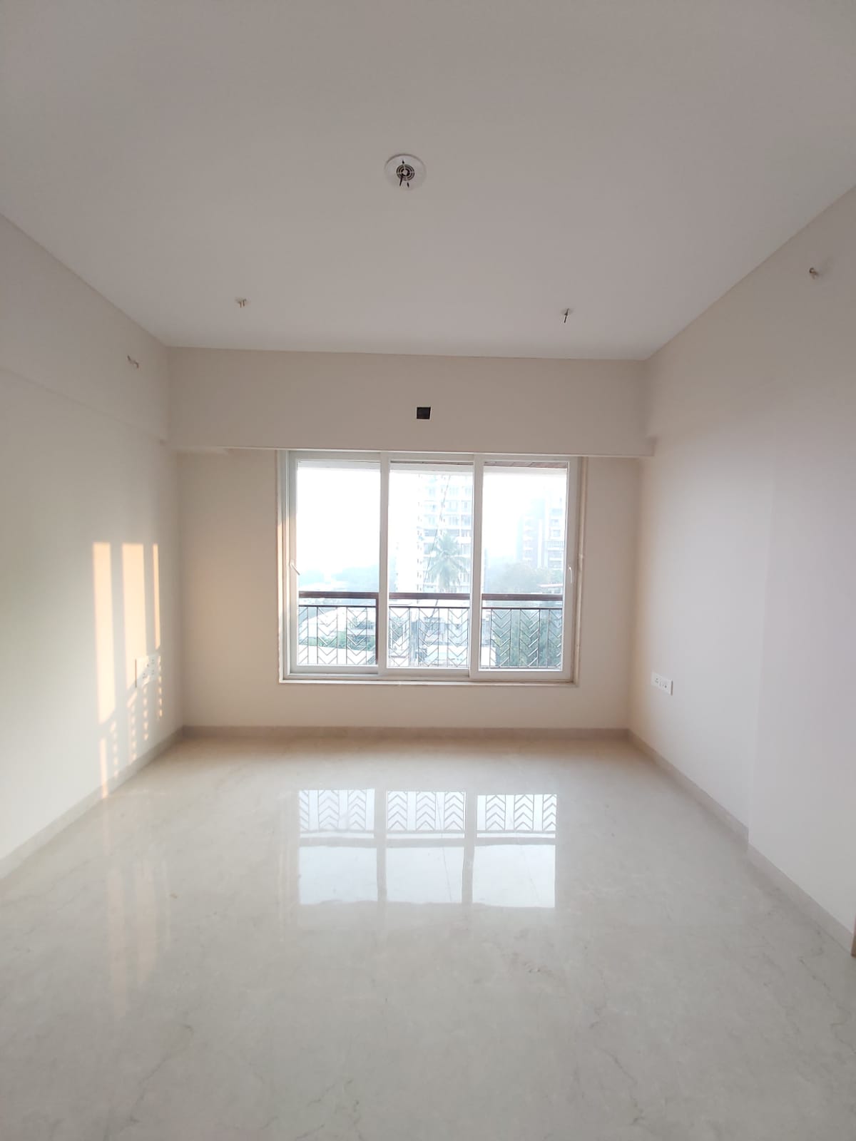 3 BHK Apartment for Sale in Bandra West Mumbai