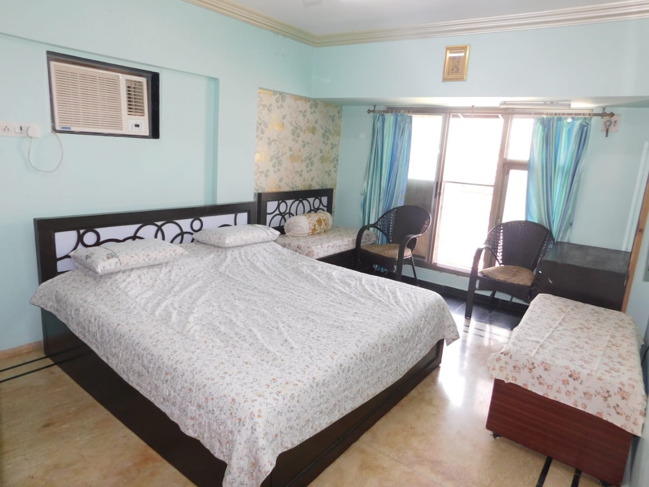 3 BHK Apartment for Sale in Santacruz West Mumbai