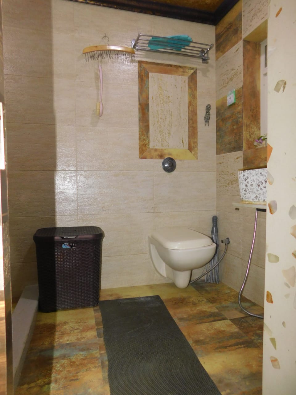 3 BHK Apartment for Sale in Santacruz West Mumbai