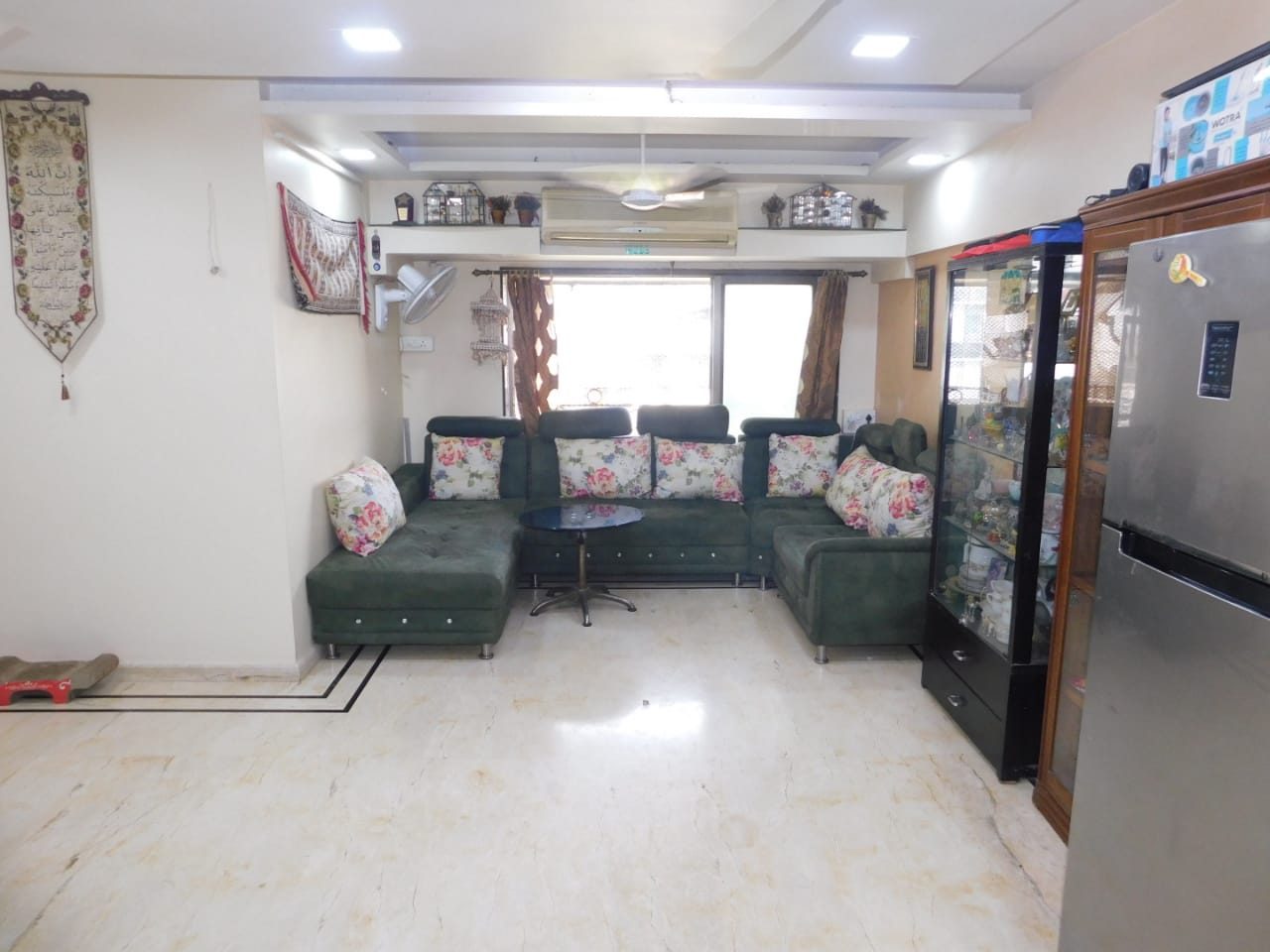 3 BHK Apartment for Sale in Santacruz West Mumbai