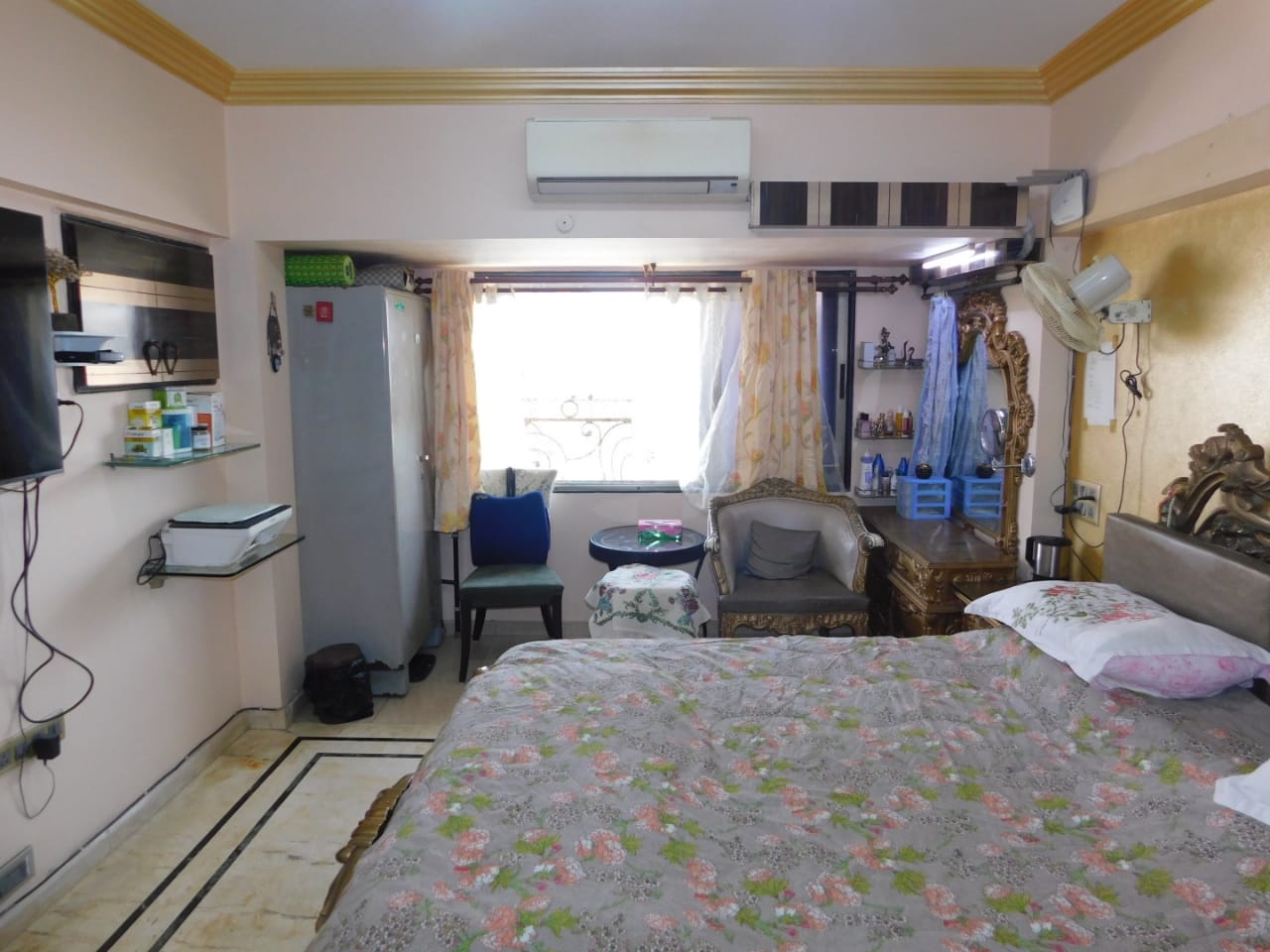 3 BHK Apartment for Sale in Santacruz West Mumbai