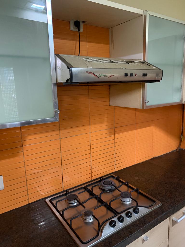 2 BHK Apartment for Rent in Almeida park Mumbai