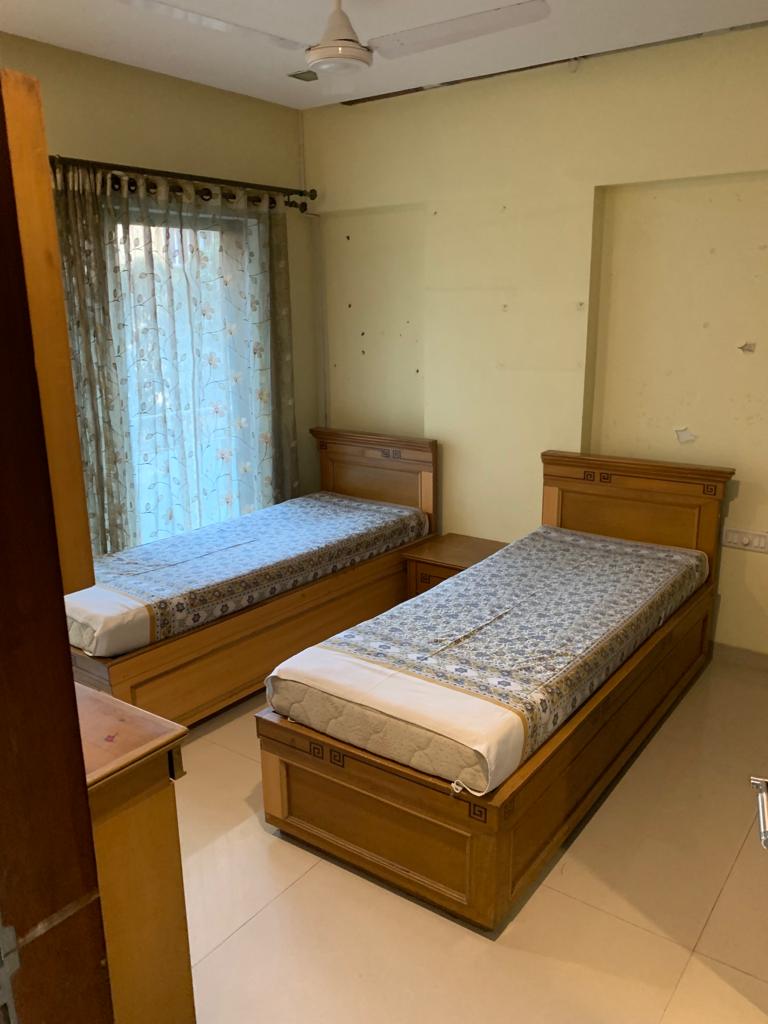 2 BHK Apartment for Rent in Almeida park Mumbai