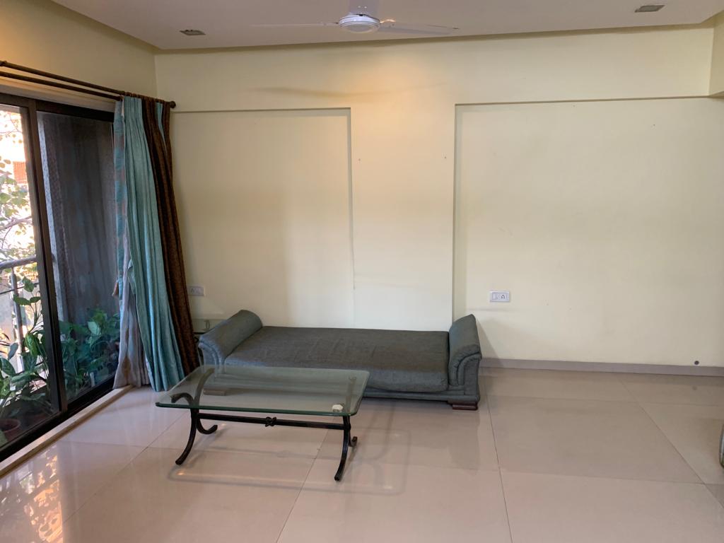 2 BHK Apartment for Rent in Almeida park Mumbai