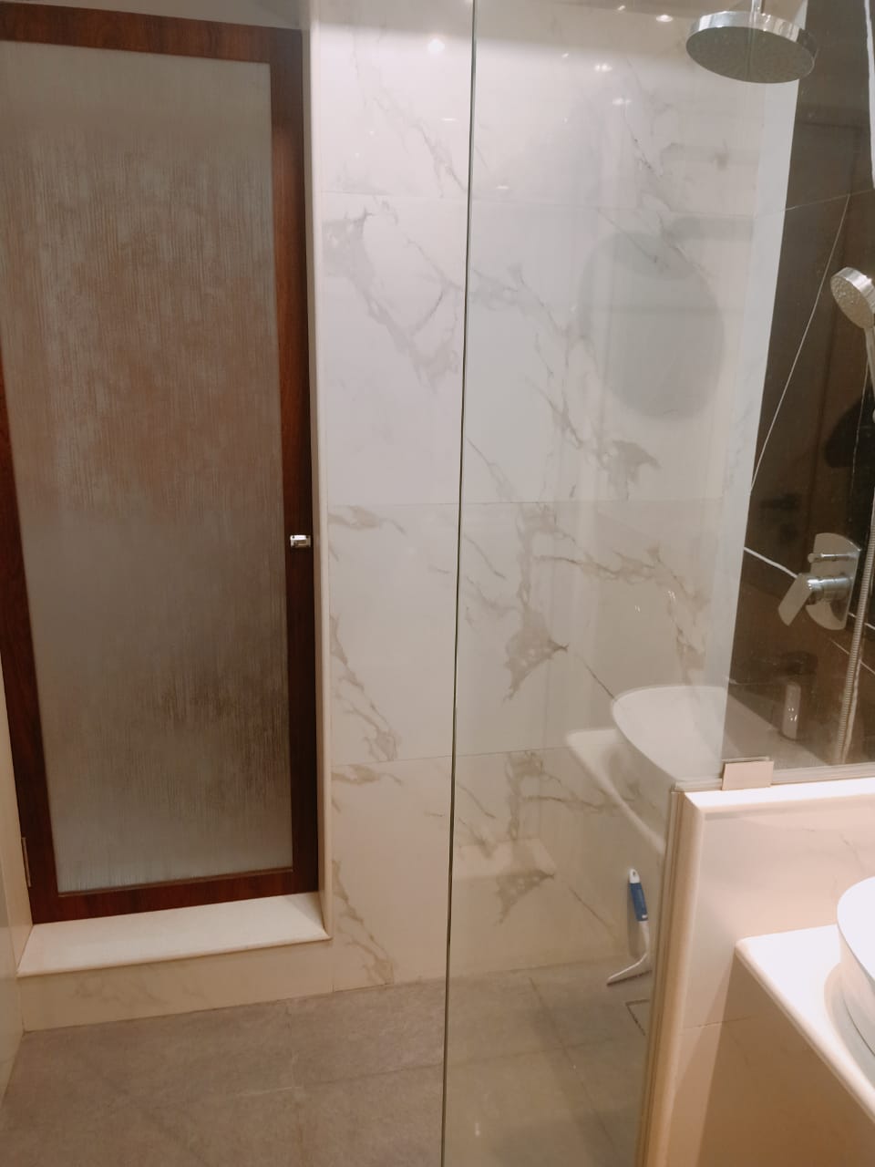 2 BHK Apartment for Rent in Pali Hill Mumbai