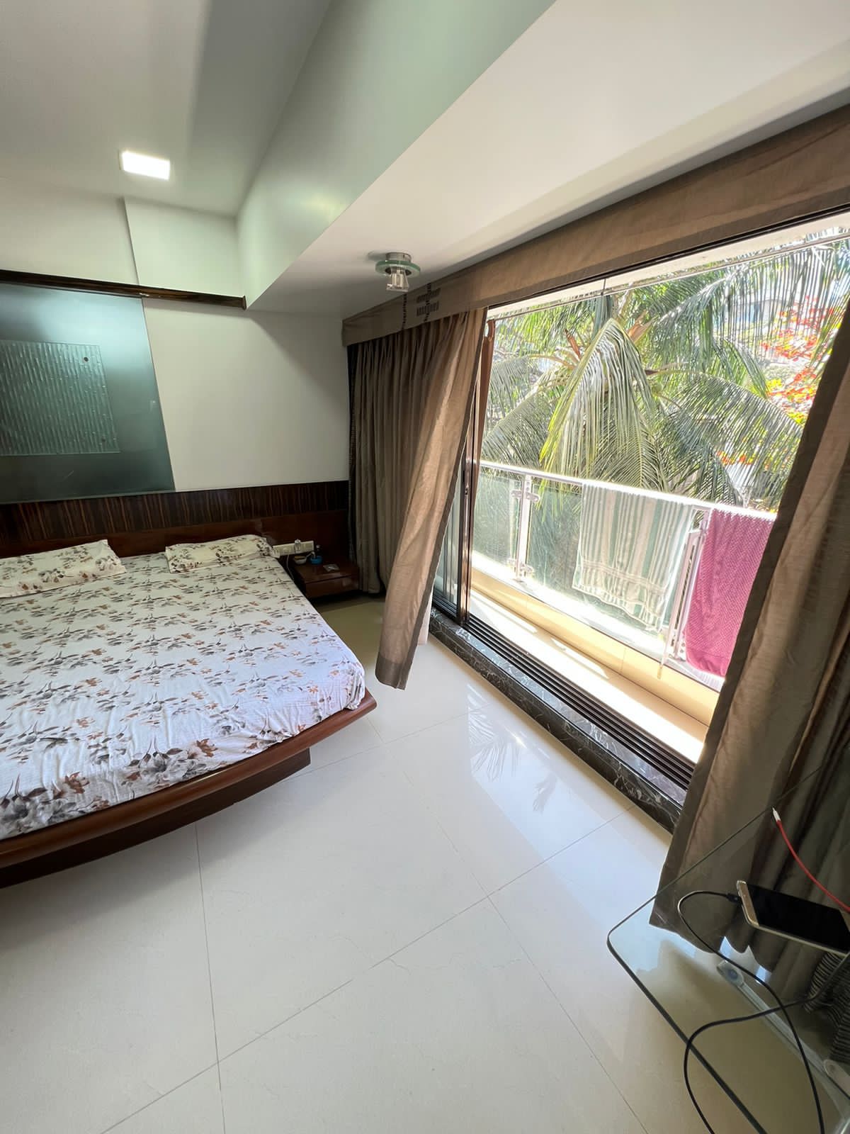 4 BHK Apartment for Rent in Khar West Mumbai