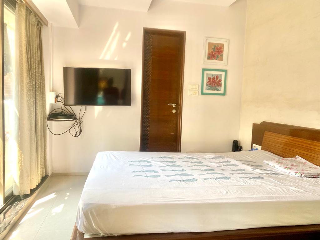 3 BHK Apartment for Rent in 15th Road Mumbai