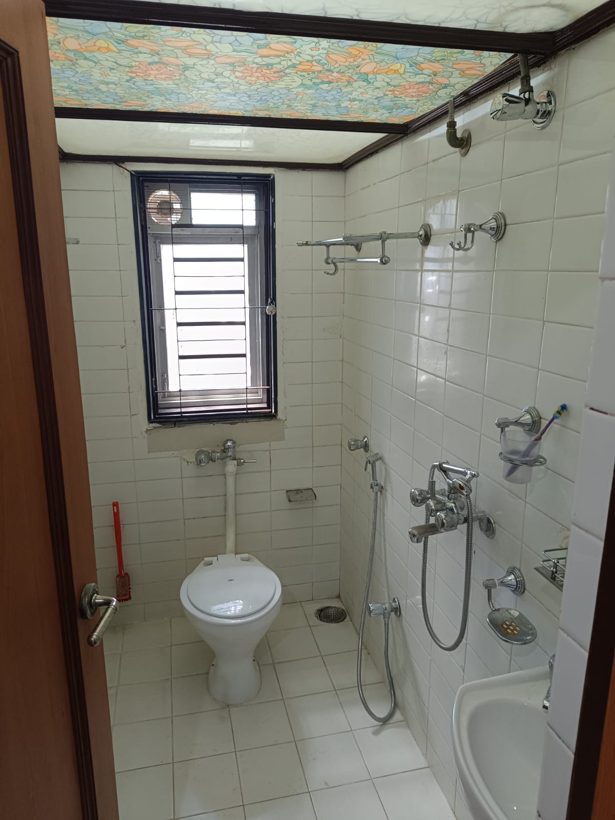 2 BHK Apartment for Rent in Bandra West Mumbai