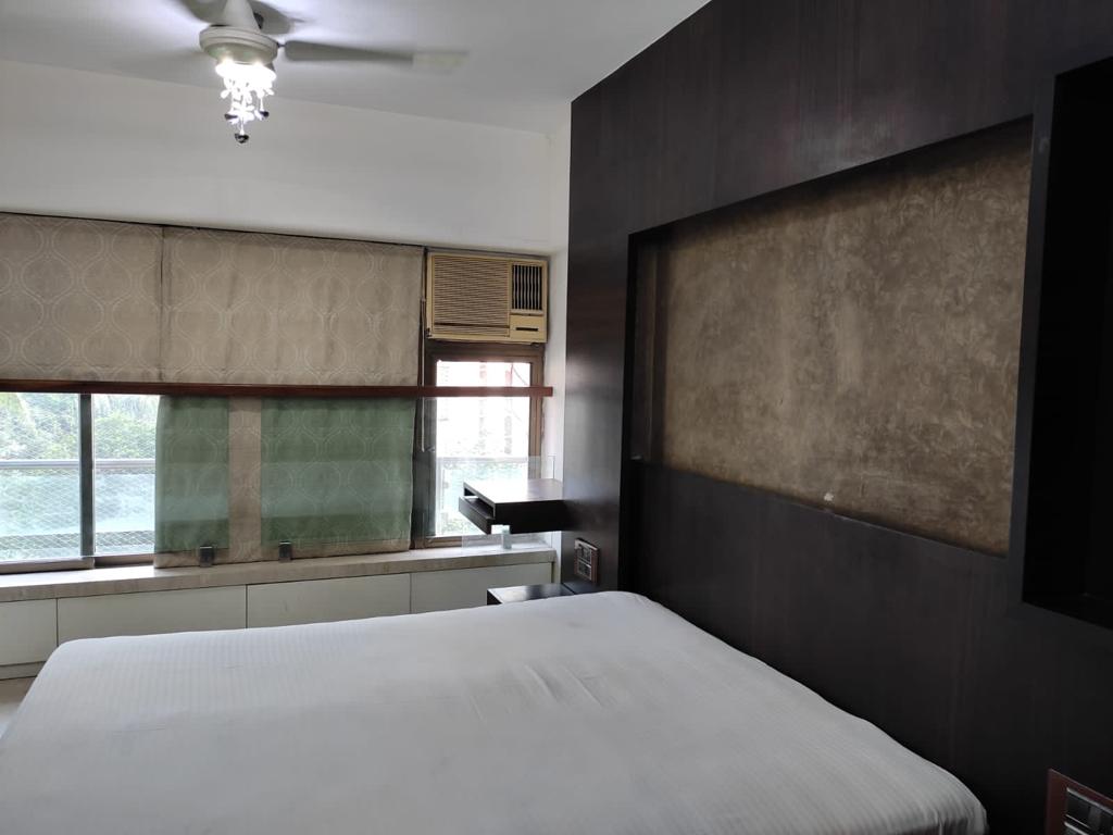 3 BHK Apartment for Sale in Rizvi complex,opp hill park Mumbai