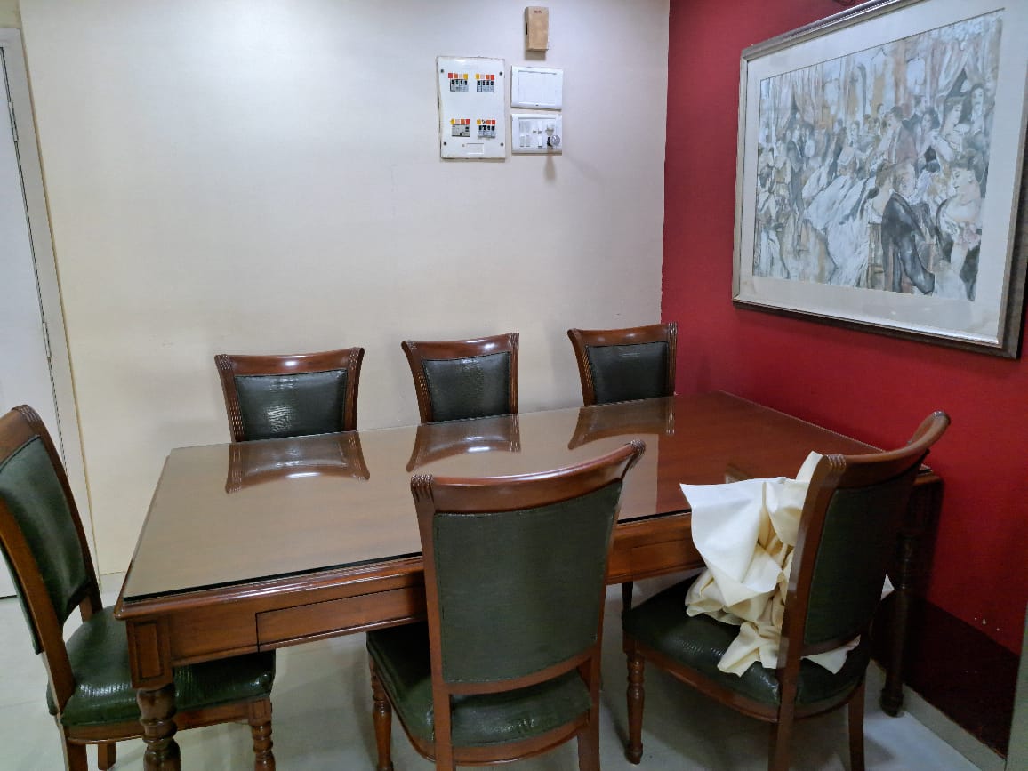 2 BHK Apartment for Sale in S V Road Mumbai
