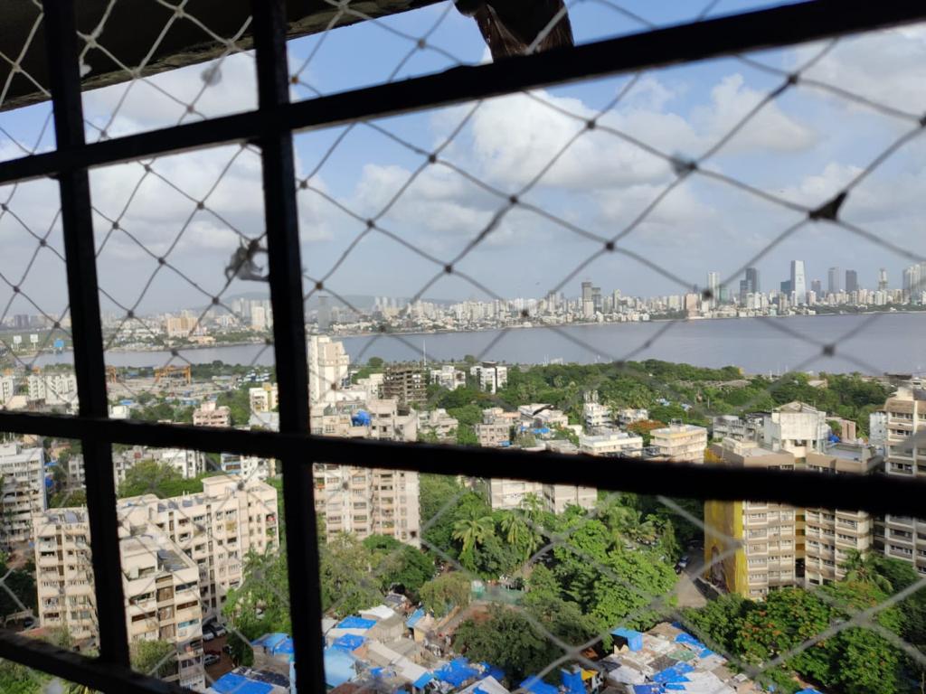 3 BHK Apartment for Sale in Bandra West Mumbai