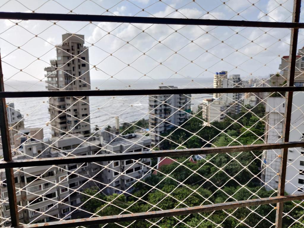 3 BHK Apartment for Sale in Bandra West Mumbai