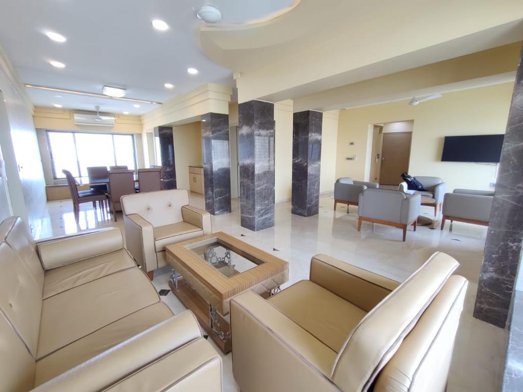 3 BHK Apartment for Rent in Bandra West Mumbai