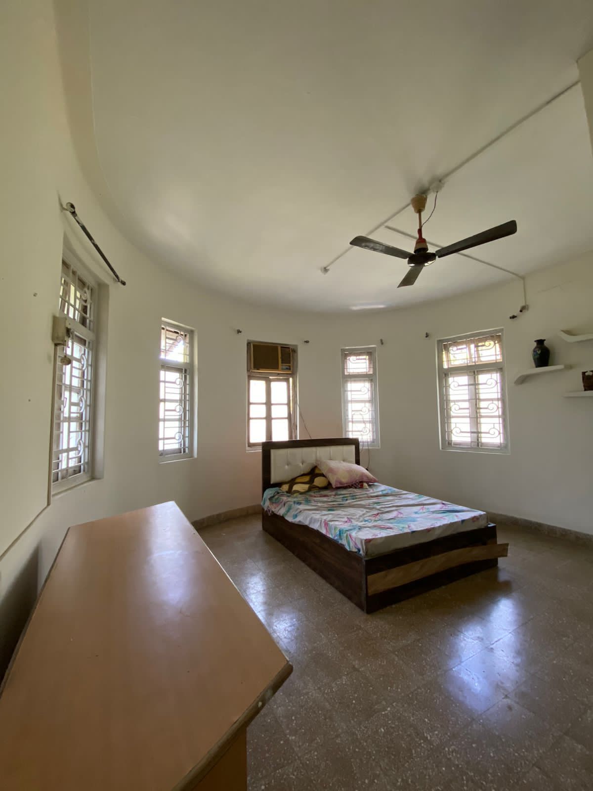 2 BHK Apartment for Rent in 14 B Road Mumbai