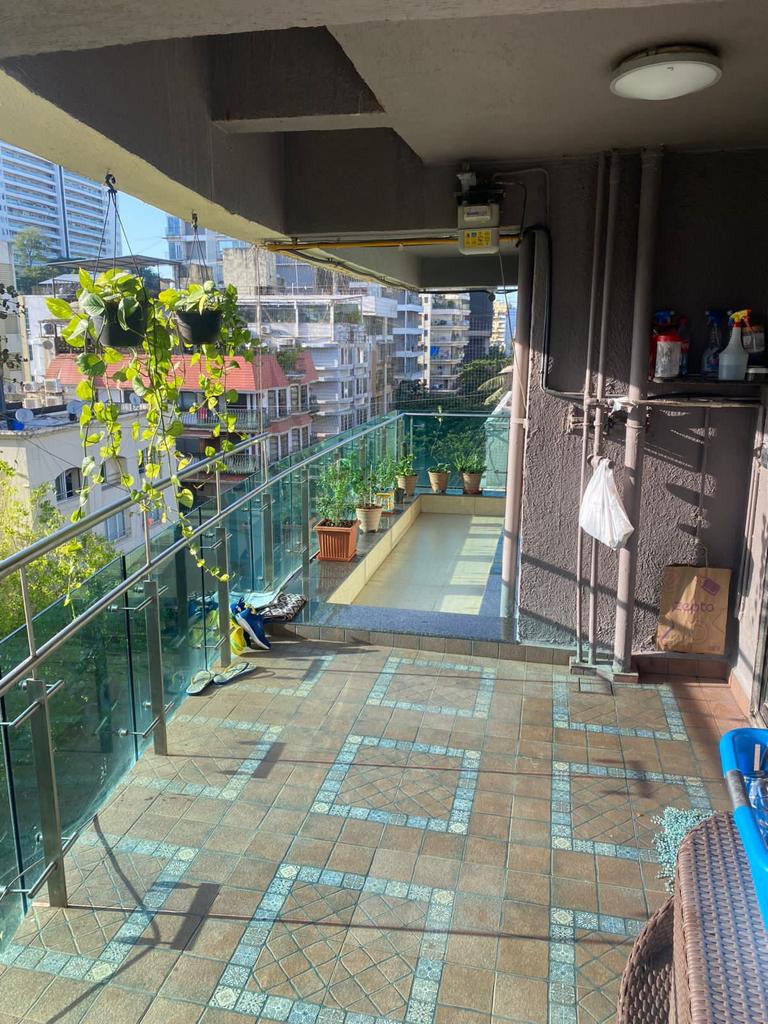 3 BHK Apartment for Sale in Bandra West Mumbai