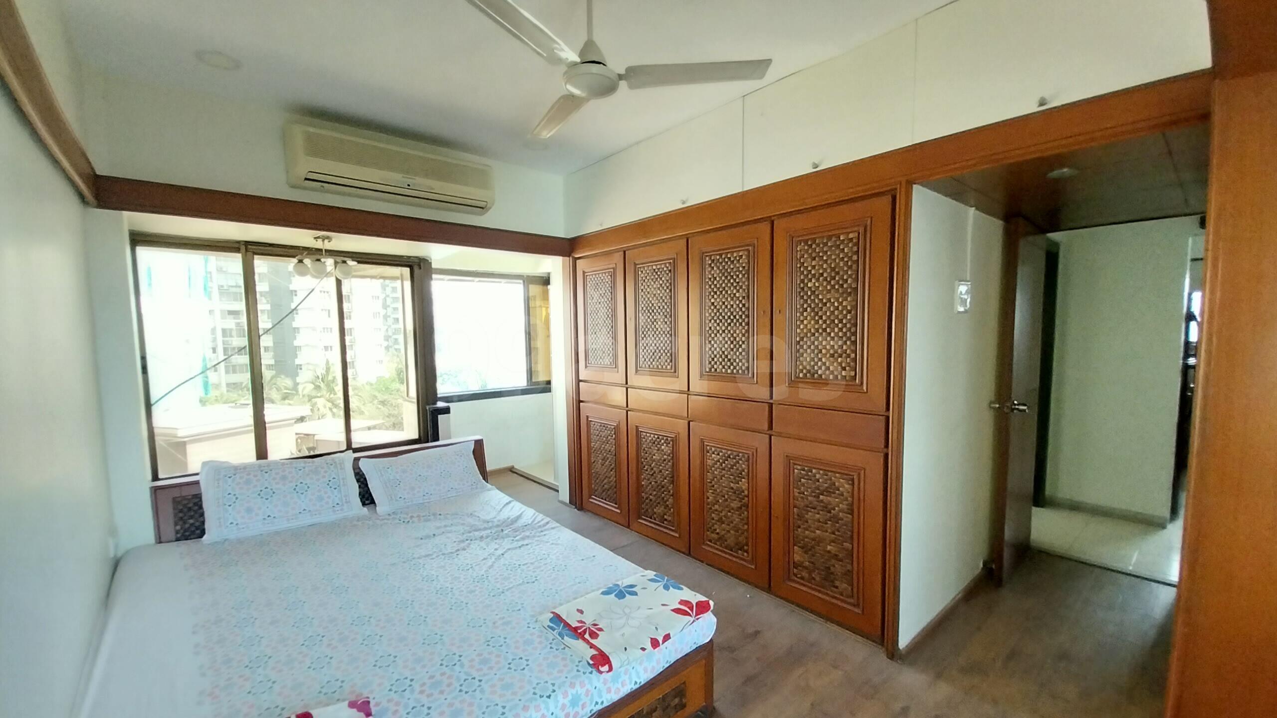 2 BHK Apartment for Sale in Bandra West Mumbai