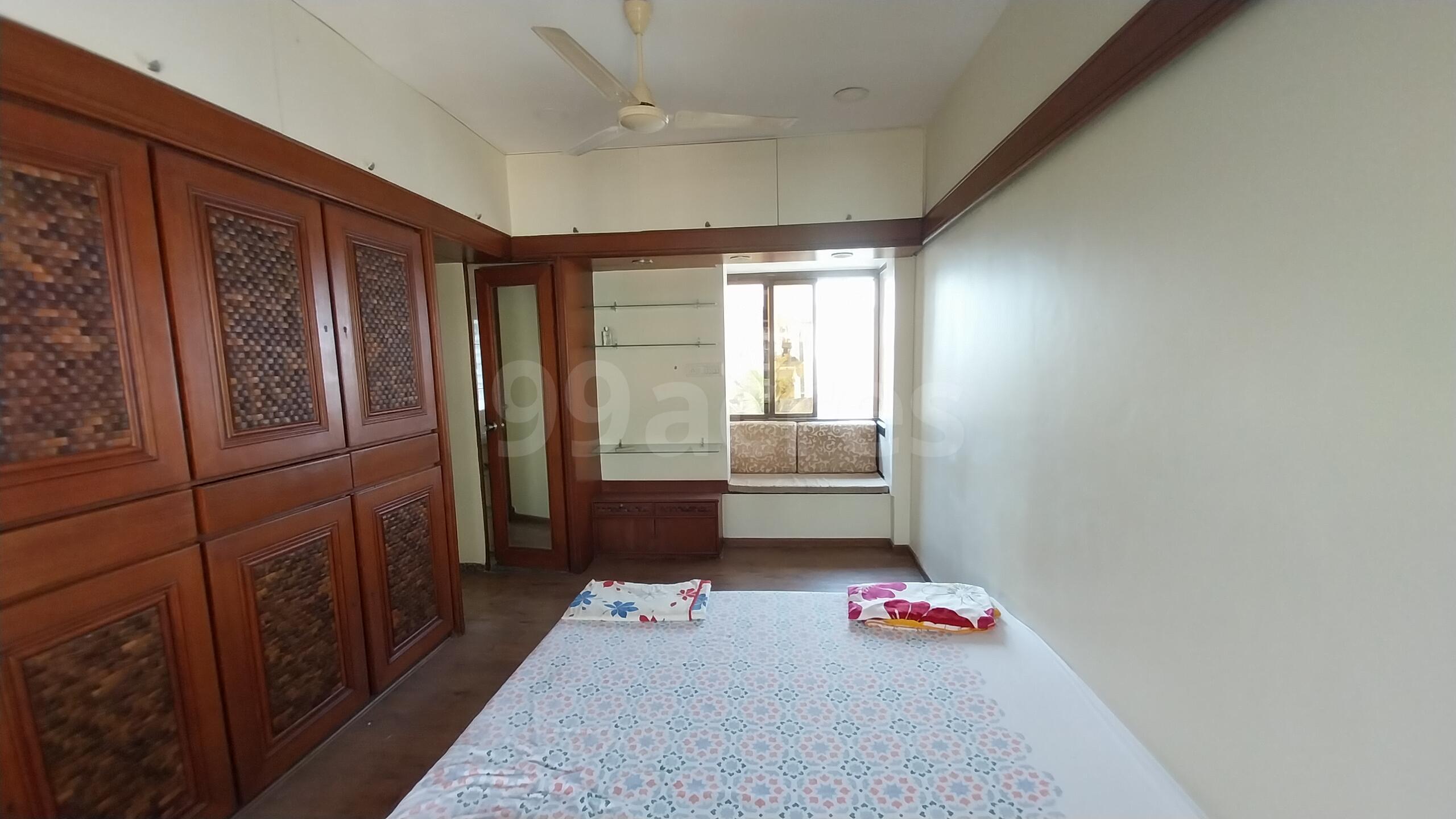 2 BHK Apartment for Sale in Bandra West Mumbai