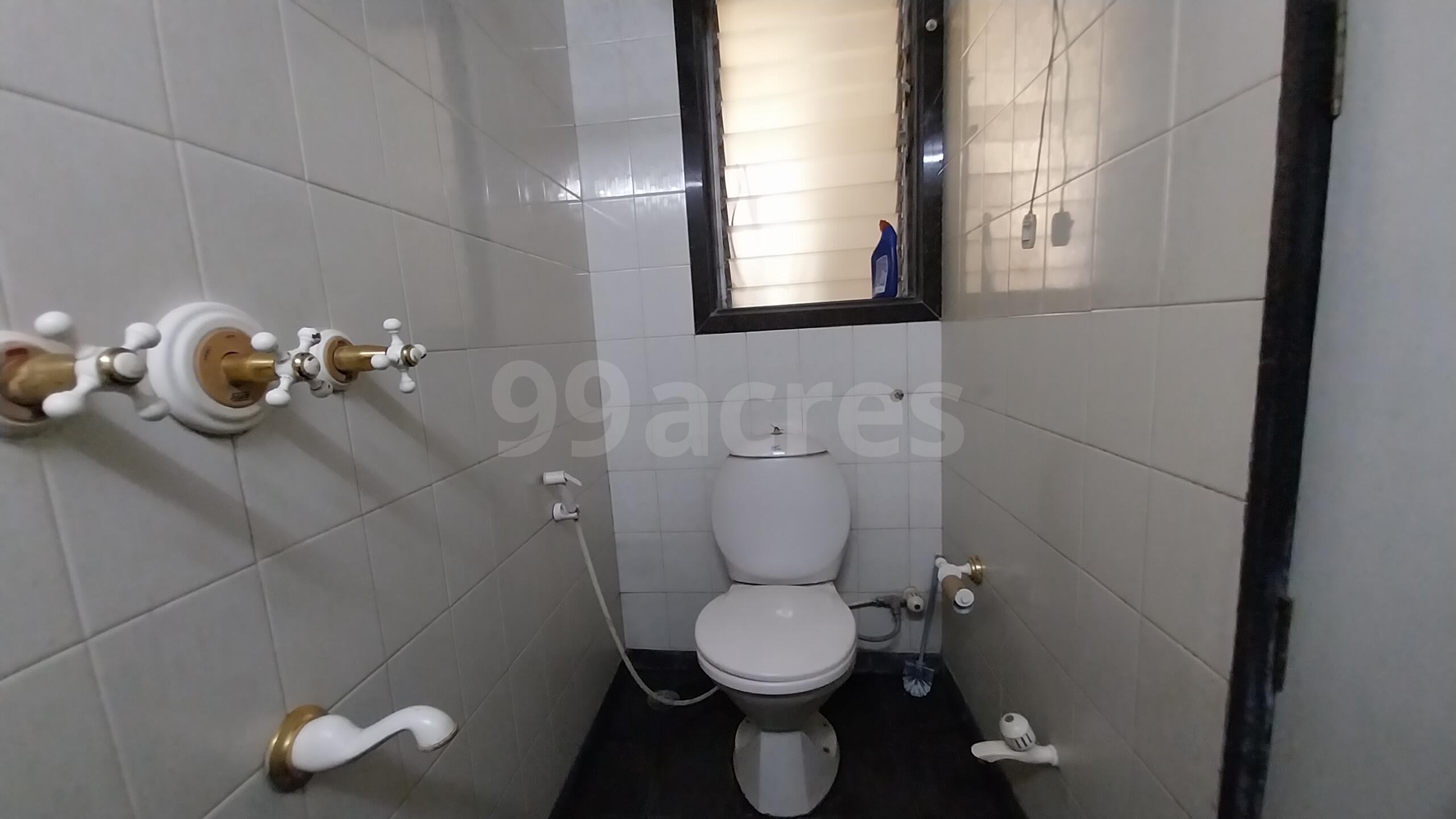 2 BHK Apartment for Sale in Bandra West Mumbai