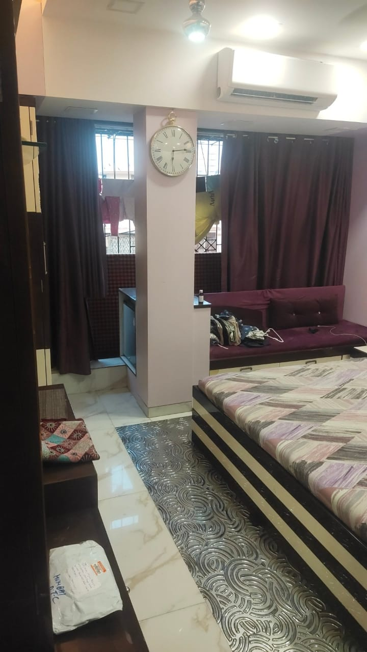 2 BHK Apartment for Sale in Bandra West Mumbai
