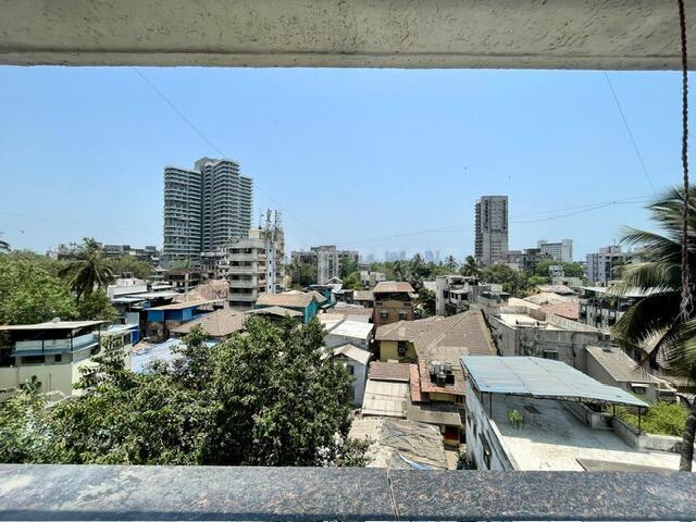 1 BHK Apartment for Sale in Bandra West Mumbai