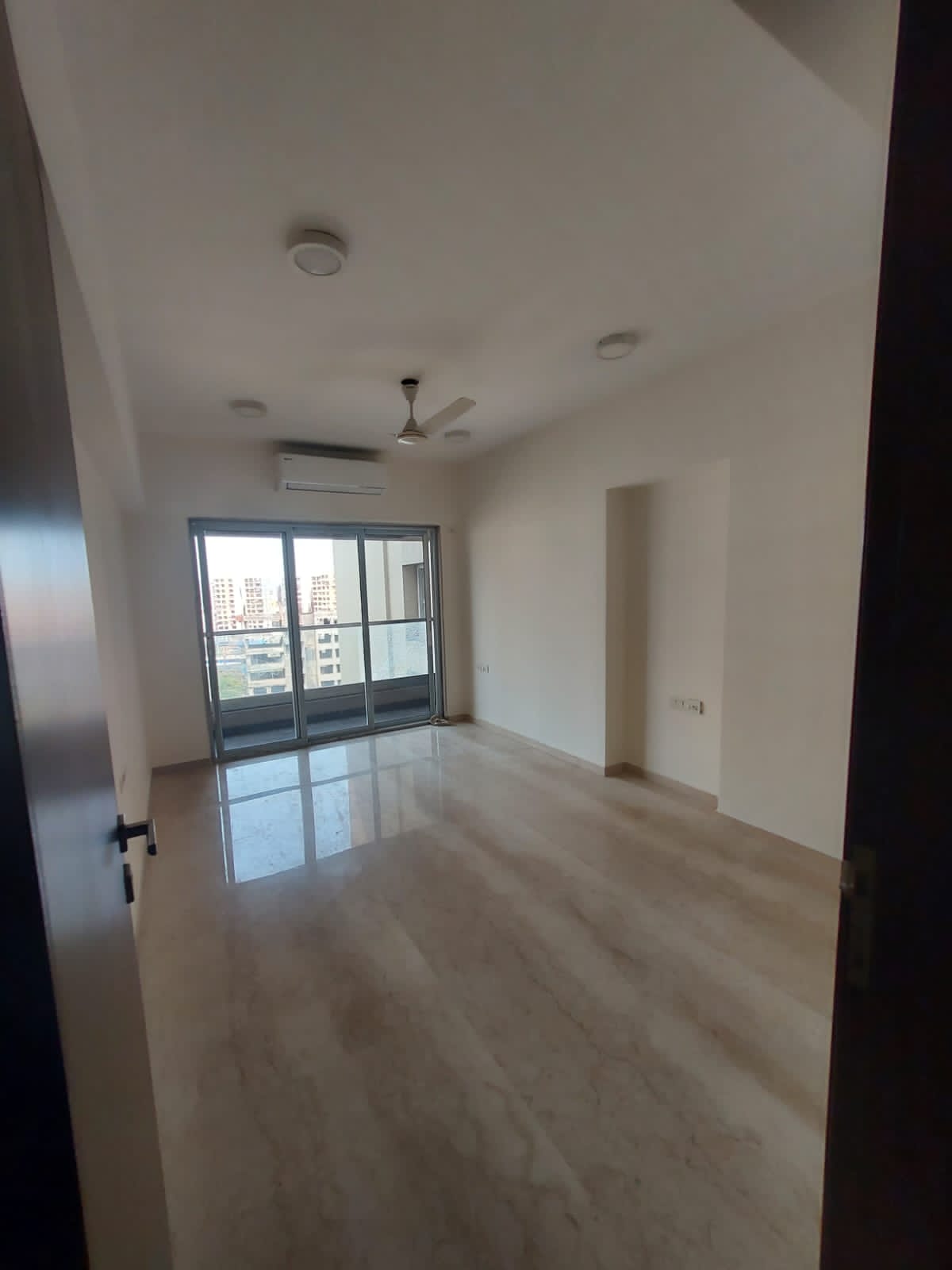 3 BHK Apartment for Sale in Andheri West Mumbai