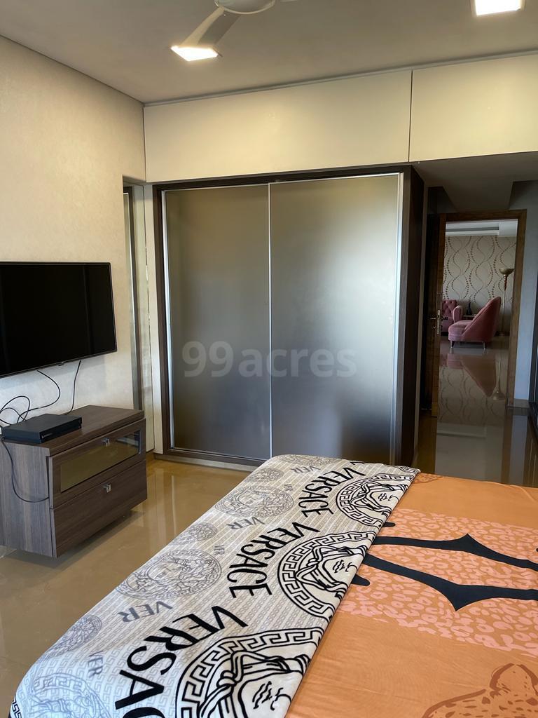 4 BHK Apartment for Sale in Bandra West Mumbai