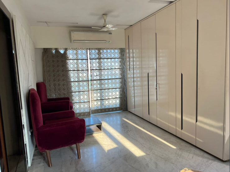 2 BHK Apartment for Sale in Bandra West Mumbai